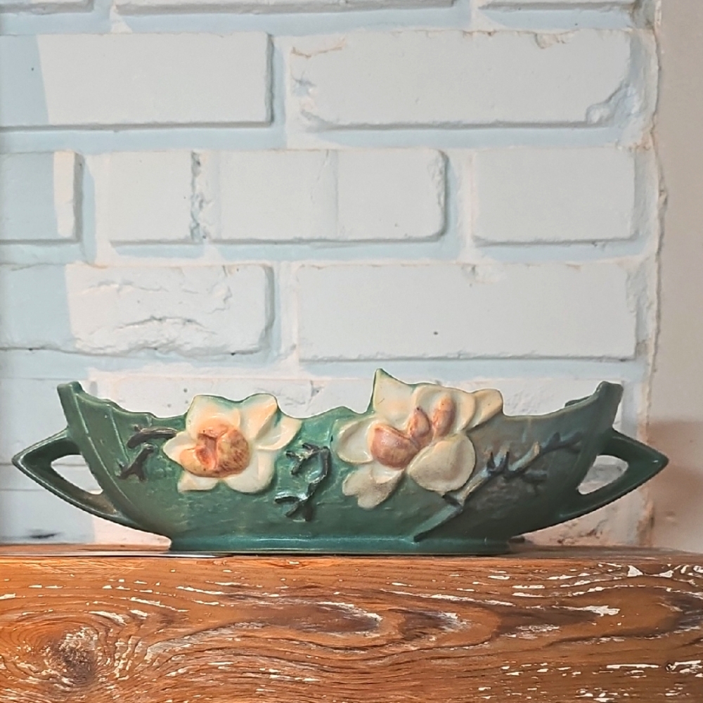 Vintage Roseville Magnolia Nile Green Ceramic Console Bowl 449-10 Circa 1943